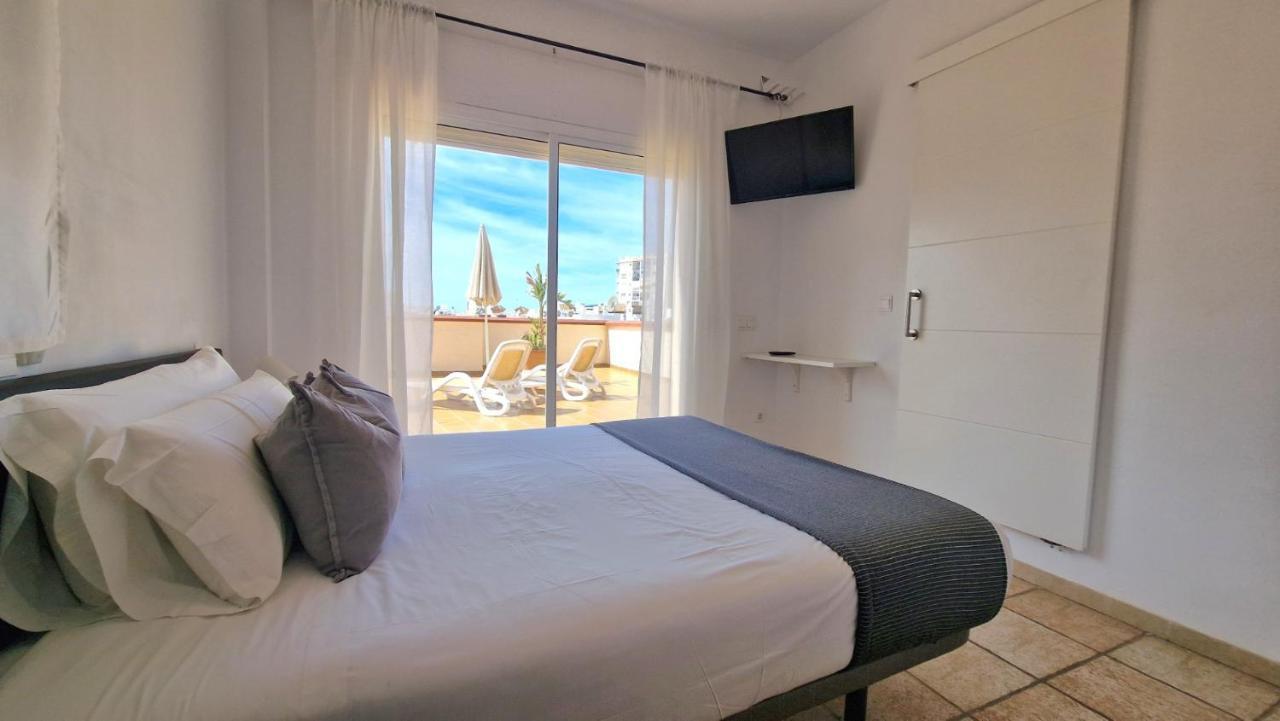 Apartamentos Latin Nerja Zewnętrze zdjęcie