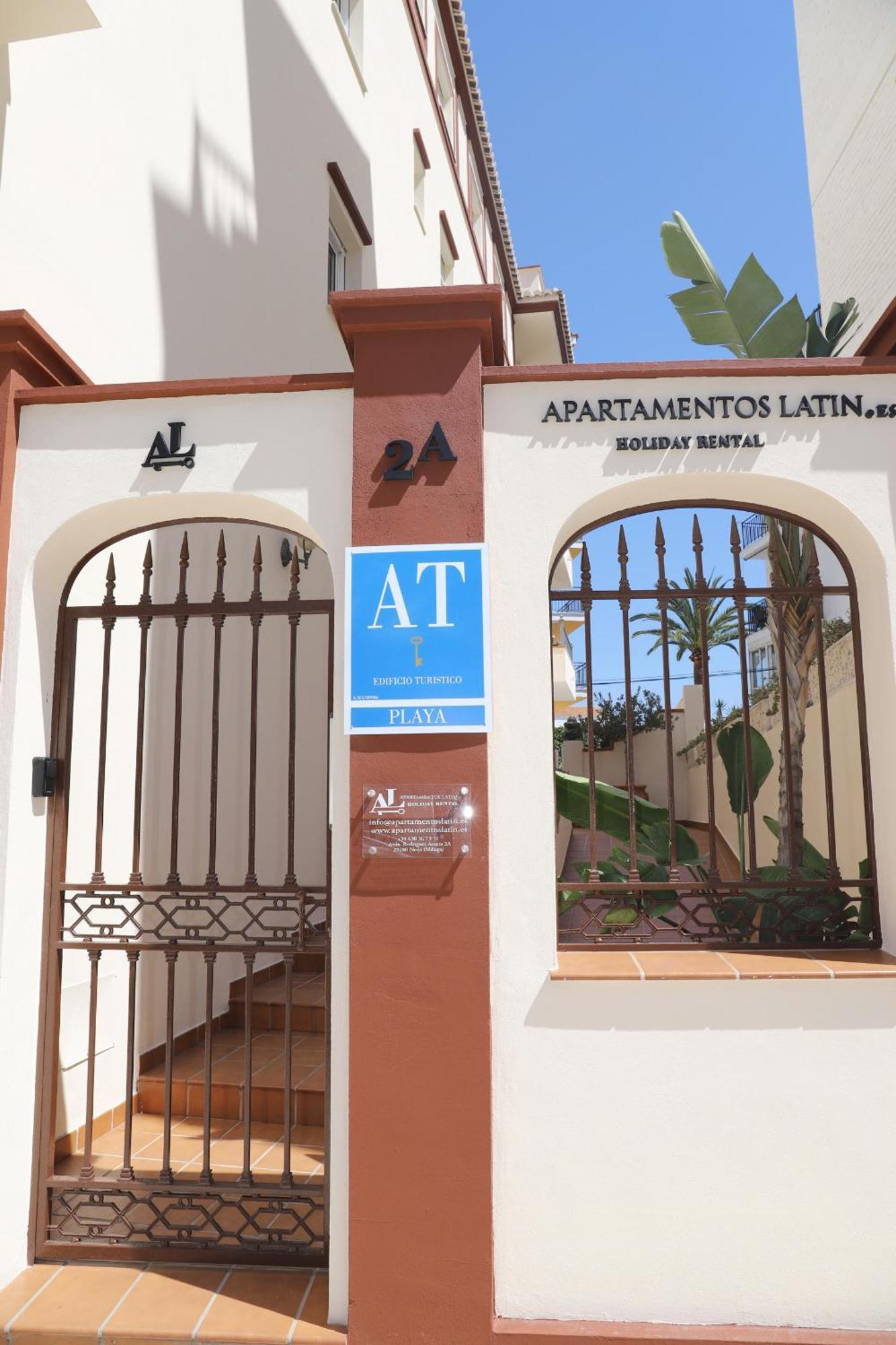 Apartamentos Latin Nerja Zewnętrze zdjęcie