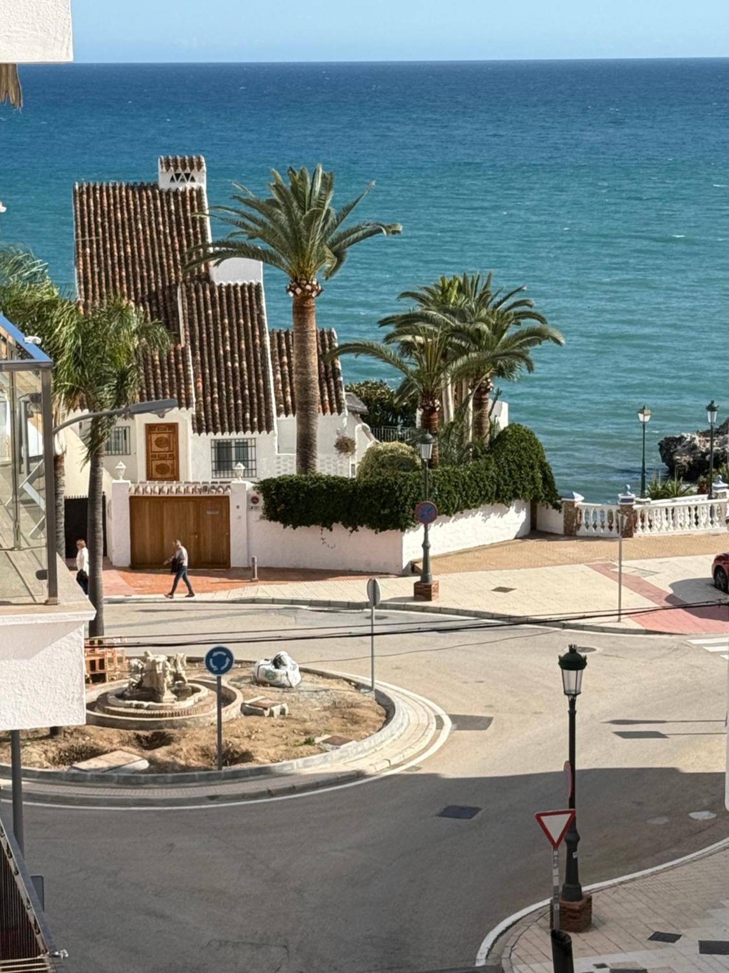 Apartamentos Latin Nerja Zewnętrze zdjęcie