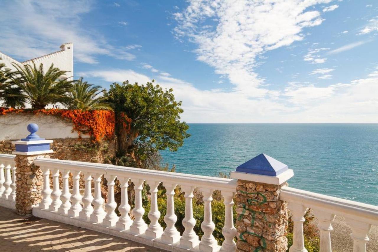 Apartamentos Latin Nerja Zewnętrze zdjęcie